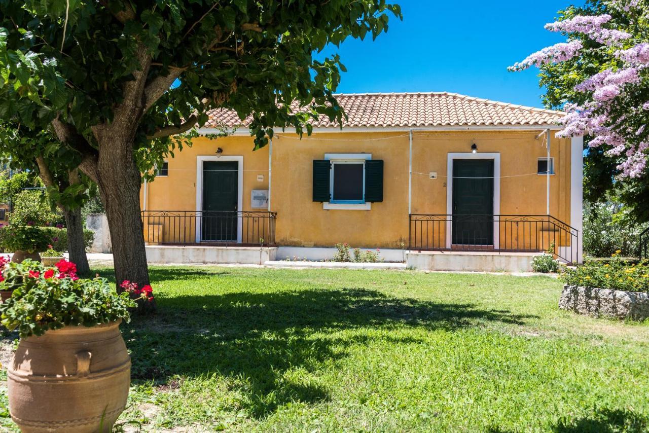 Nemorosa Holiday Houses Méson Yerakaríon Eksteriør bilde